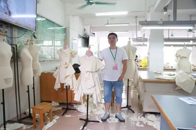 關于舉辦富怡·第五屆全國十佳服裝制版師大賽通知